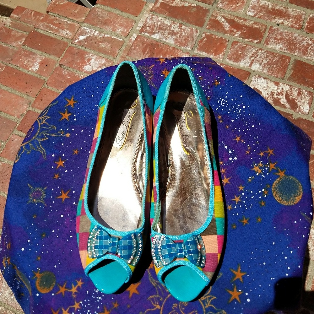 Shoes